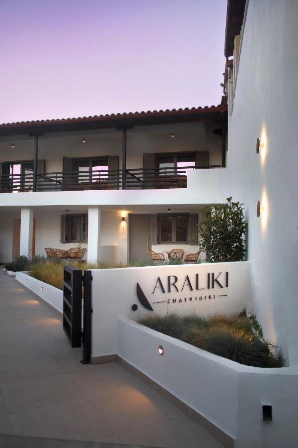 Araliki Suites ポリフロノ エクステリア 写真