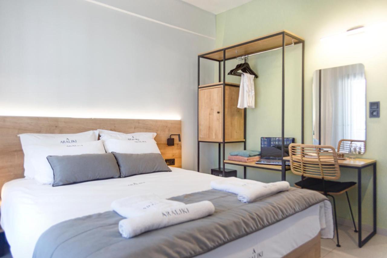 Araliki Suites ポリフロノ エクステリア 写真