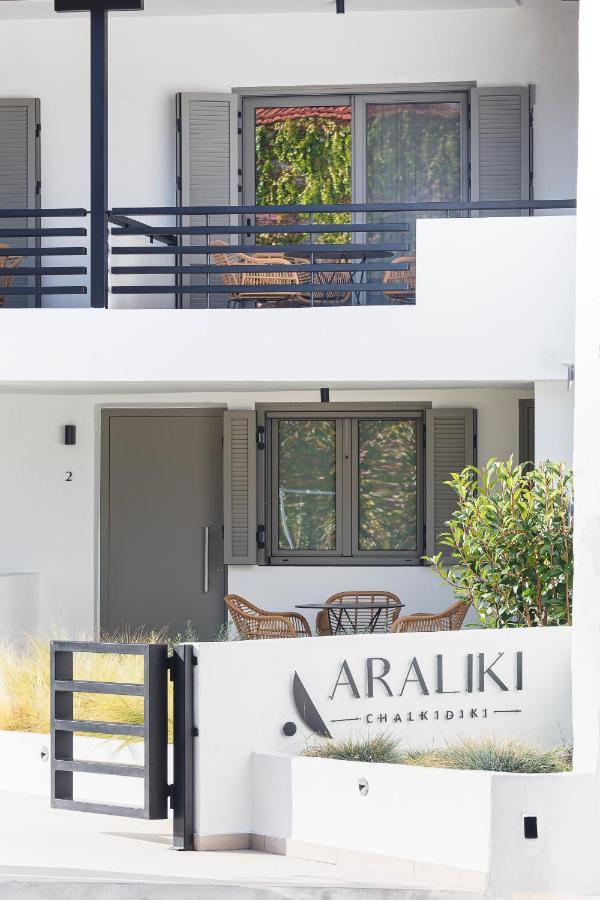 Araliki Suites ポリフロノ エクステリア 写真