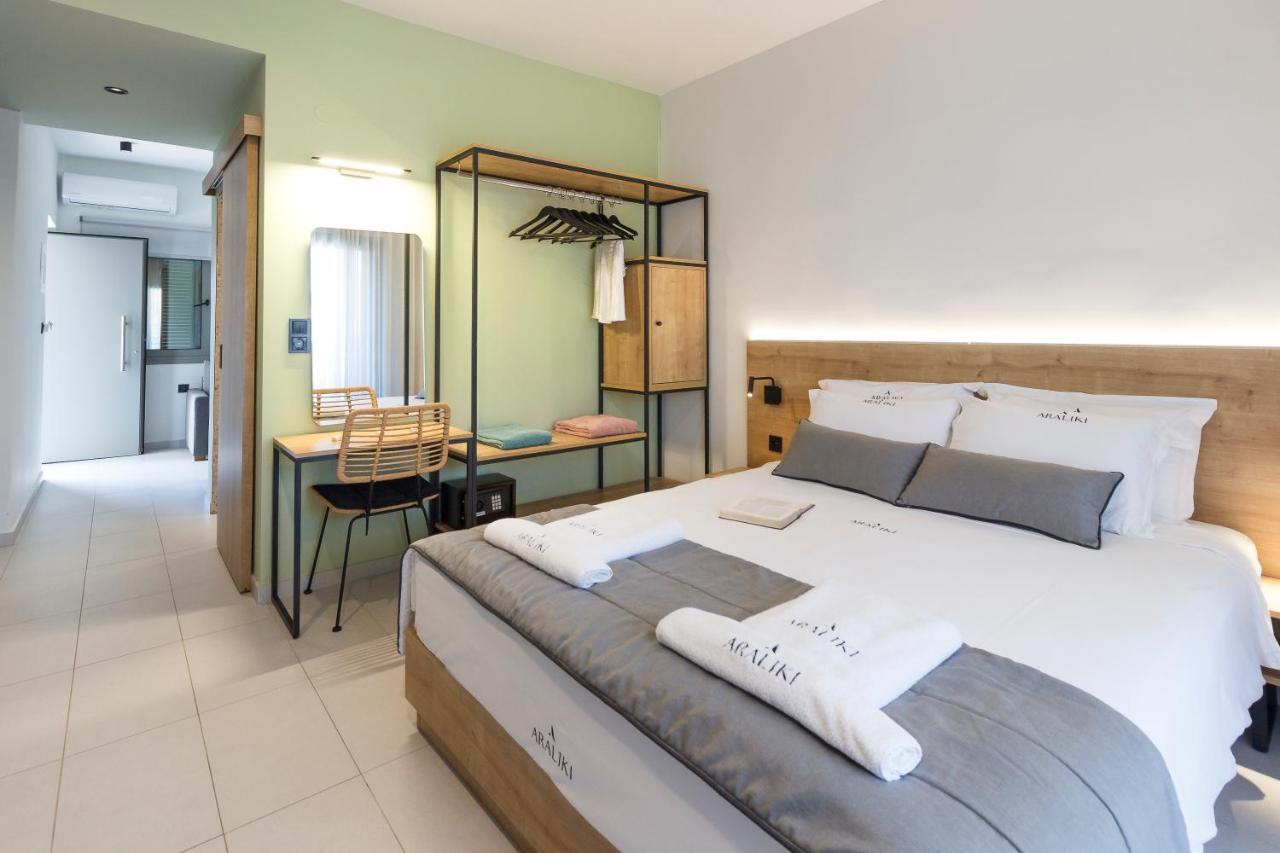 Araliki Suites ポリフロノ エクステリア 写真